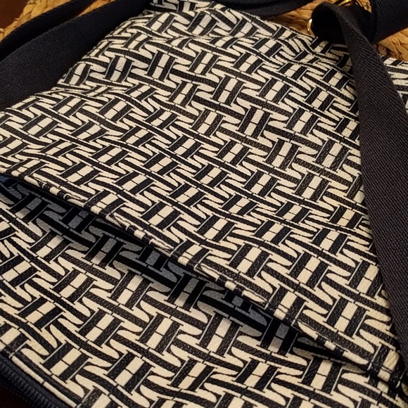 Logo swing bag - Picture 3 of 3